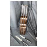 Super Nice Simply Ming 5 Knives & Holder