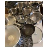 Lot Deal Cookware & Baking Pans