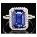 14kt Gold 5.69 ct Oval Cut Sapphire & Diamond Ring