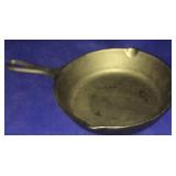 Estate Cracker Barrel Cast Iron Skillet