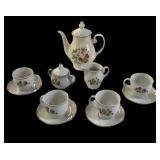 China Strawberry Shortcake Tea-set