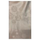 40x80 Pink Table Cloth & 10 Napkins