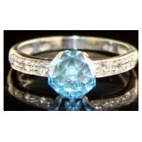 10kt Gold Blue Topaz Solitaire Ring