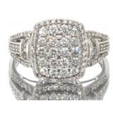 10kt Gold Brilliant 1.00 ct Diamond Dinner Ring