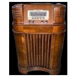 Old Standard Floor Radio