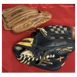 Set of 2 Ball Gloves