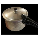 Estate Presto Pressure Cooker