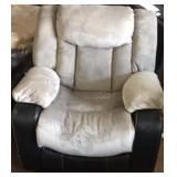 Ashley 7920525 Rocking Recliner (Showroom Model)