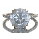 14kt Gold Round Brilliant 5.23 ct Diamond Ring