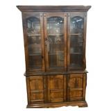 Estate China Hutch