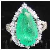 14k Gold 8.73 ct Pear Cut Emerald & Diamond Ring