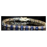 Beautiful 9.85 ct Tanzanite & White Topaz Bracelet