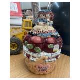 Raggedy Anne & Annie Cookie Jar
