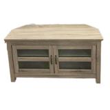 TV Stand w