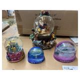 4pc Snow Globe Bundle
