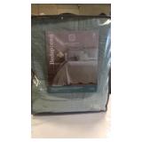 Full Size Bedspread By Home Expressions