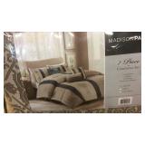 Madison Park 7 pc Queen comforter set