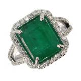 14k Gold 4.62 ct Natural Emerald & Diamond Ring