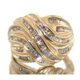 10kt Gold Elegant 1.00 ct Baguette Diamond Ring