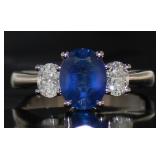 18kt Gold 2.25 ct Oval Sapphire & Diamond Ring