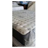 King - Serta Oakbridge 3 Hybrid Mattress