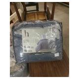 8pc queen bedding set