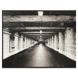 48" BLACK & WHITE TUNNEL ART