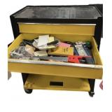 Estate Roll-around Tool Box wï¿½ Tools