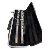 Bundy Flute wï¿½ Case