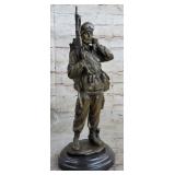 HANDMADE BRONZE OF UNKNOWN SOLDIER FROM WW2