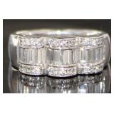 Platinum 1.00 ct Brilliant Baguette Diamond Ring