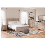 QUEEN ASHLEY SENNIBERG 5-PIECE PANEL BEDROOM GROUP