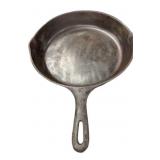 USA #10 Iron Skillet