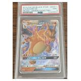 2019 PM Black Star #SM211 Charizard Card