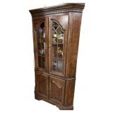 4ï¿½ x 6 ï¿½ Beautiful Lighted Corner Cabinet