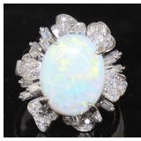 18kt Gold 3.37 ct Natural Opal & Diamond Ring