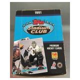 1991 Topps Stadium Club Hockey Factory Box