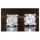 Round Brilliant Mini Diamond Stud Earrings