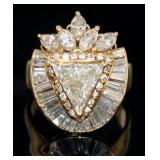 18k Gold 4.78 ct Natural Trillion Cut Diamond Ring