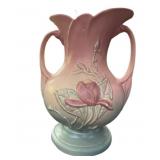 Vintage 9 ï¿½ USA HULL Art Vase (Small Chip on