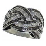 Elegant 1.25 ct Black & White Diamond Wave Ring