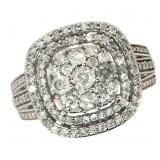 10kt Gold Cushion Cut 1.00 ct Diamond Ring
