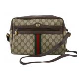 Gucci GG Supreme Sherry Line Shoulder Bag