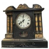 Antique Mantle Clock wï¿½ Pendulum
