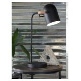 ASHLEY L206082 RIDGEWICK DESK LAMP