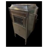 Maytona Victrola-Needs Work