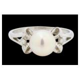 Platinum 7.7mm Pearl & Diamond Ring