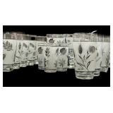 (18) Vintage Libby Frosted Glasses wï¿½ Wheat