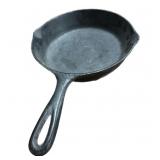 8 ï¿½ Cast Iron Skillet