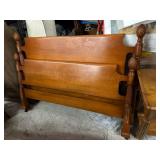 Pineapple Full Bed & Rails